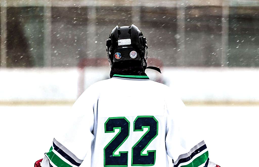 Озонирование хоккейной экипировки